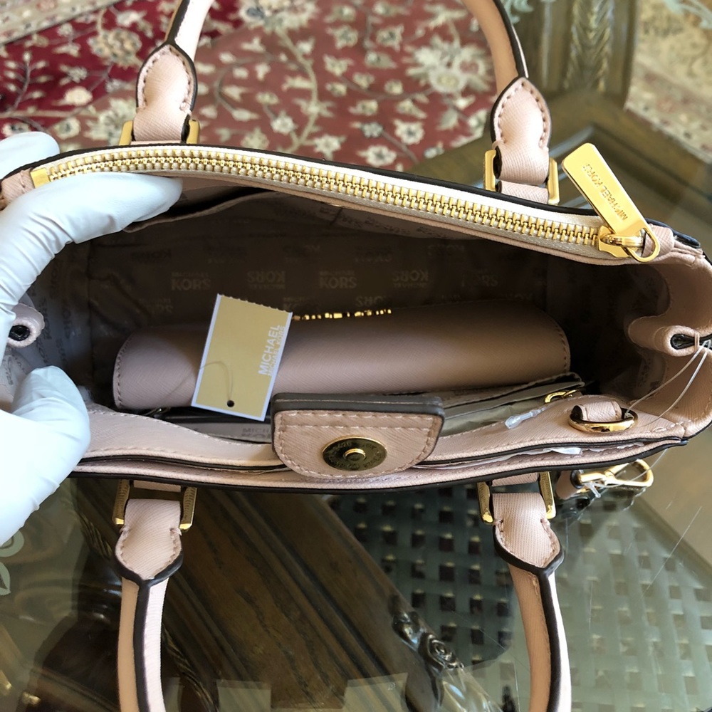 2pcs Michael Kors xs kellen handbag&wallet set - Picture 5 of 8